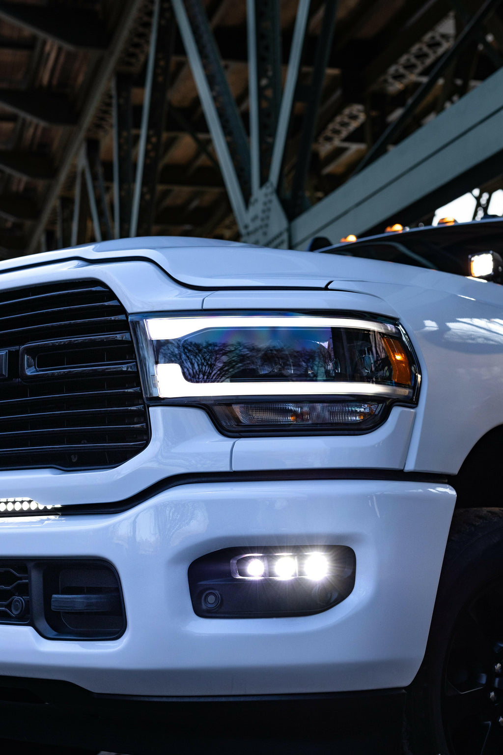2025+ RAM 2500/3500 Fog Light Kit